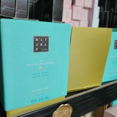 Nến thơm Rituals of Karma Scented Candle dòng classic 290g