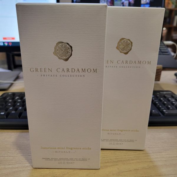 Tinh dầu tán hương Ritual GREEN CARDAMOM Fragrance Sticks  Private Collection