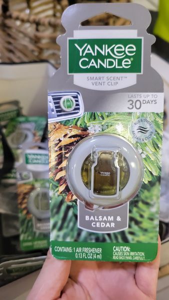 Kẹp cửa gió thơm xe hương Rừng thông Balsam & Cedar Yankee Candle