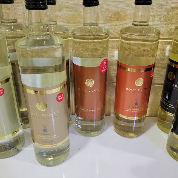 Refill Tinh dầu tán hương Rituals Smooth Violet Fragrance Sticks Private collection 1L