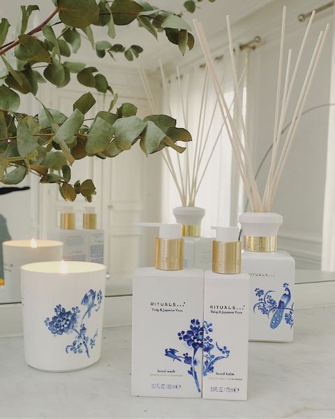 Nước rửa tay The Rituals of Tulip Amsterdam hand wash 300ml - private collection