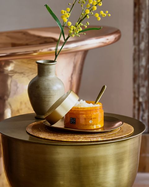 Muối tắm tẩy da chết Rituals Of Mehr Body Scrub 250g