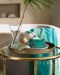 Muối tắm tẩy da chết Rituals Of Karma Body Scrub 300g