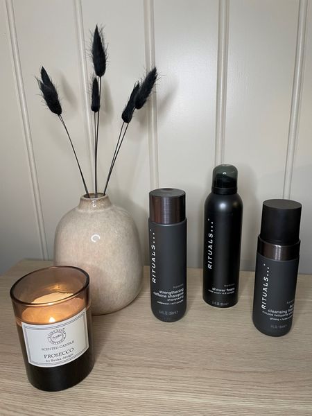 Dầu gội nam Homme Strenghening Caffeine Shampoo - Woody 250ml