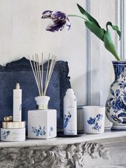 Tinh dầu tán hương Ritual TULIP AMSTERDAM Fragrance Sticks Private Collection (450ml)