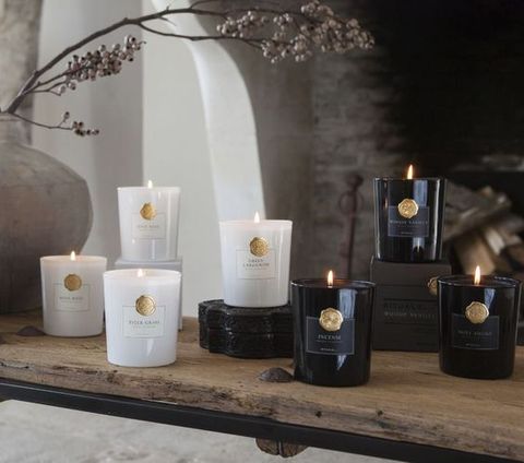 Nến thơm Rituals Black Oudh Scented Candle Private collection 360g