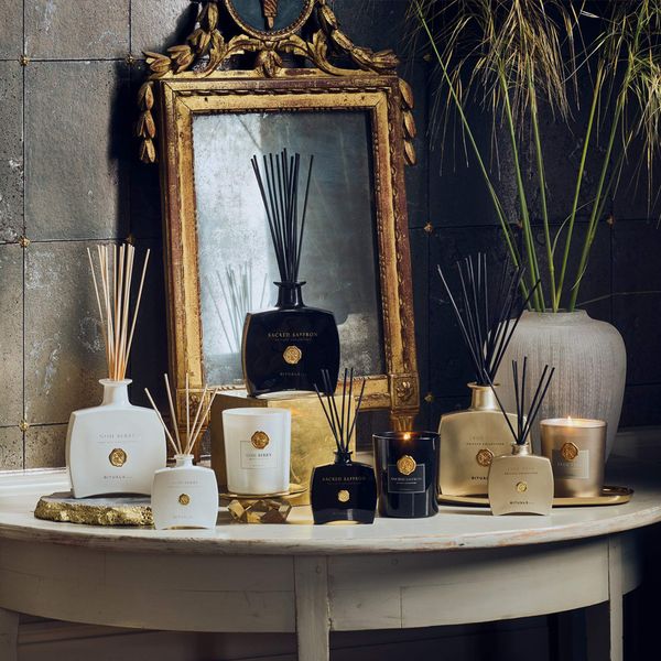 Tinh dầu tán hương Sacred Saffron Ritual Private Collection Fragrance Sticks 50ml