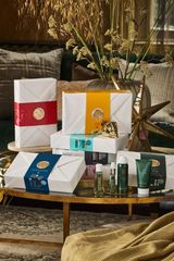 Gift set -  The Rituals of Ayurveda bộ quà tặng chăm sóc body size S