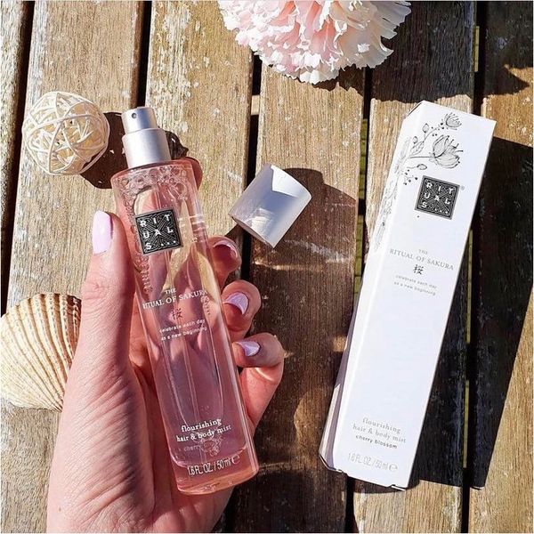 Xịt thơm tóc & cơ thể The Rituals hair and body mist Sakura 50ml