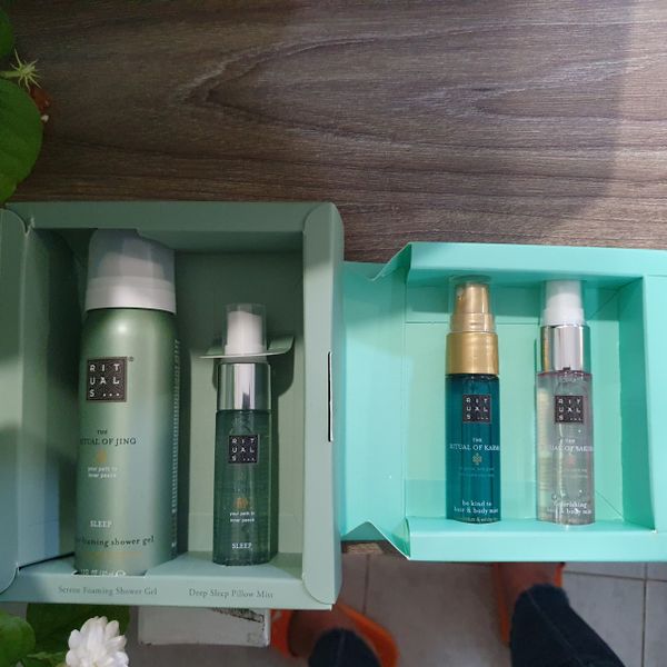 Xịt thơm tóc & cơ thể The Rituals Karma hair and body mist 20ml