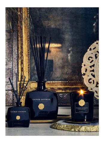 Tinh dầu tán hương Sacred Saffron  Ritual Private Collection Fragrance Sticks