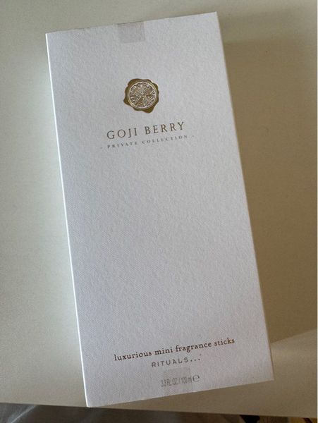 Tinh dầu tán hương GOJI BERRY Rituals Private collection Fragrance Sticks 100ML
