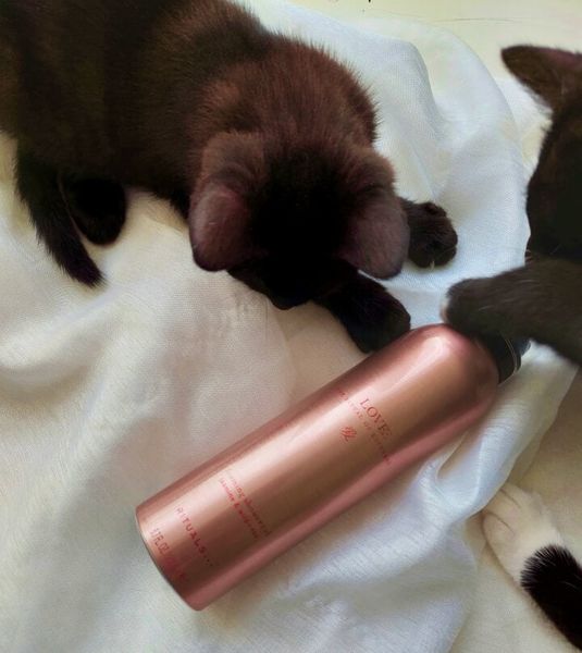 Sữa tắm tạo bọt the Rituals of Love foaming shower gel 200ml - phiên bản giới hạn