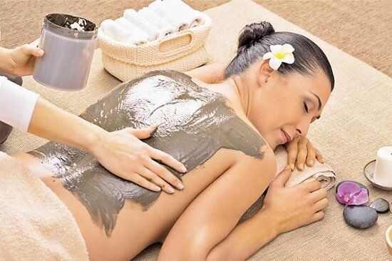 Mặt nạ bùn biển tắm body Rituals of Hammam body mud 150ml