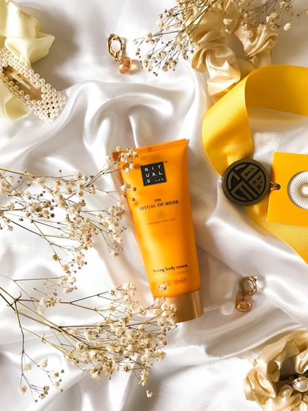 Kem dưỡng body The Rituals of Mehr Body cream 70ml