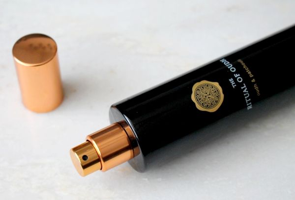 Xịt thơm tóc & cơ thể The Rituals hair and body mist of Oudh 50ml