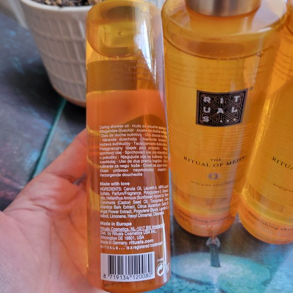 Dầu tắm dưỡng ẩm The Rituals of Mehr shower oil - doucheolie 200ml