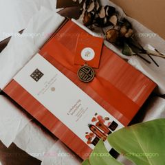 Gift set - bộ quà tặng cao cấp tắm dưỡng thể & Nến thơm The Rituals of Ayurveda