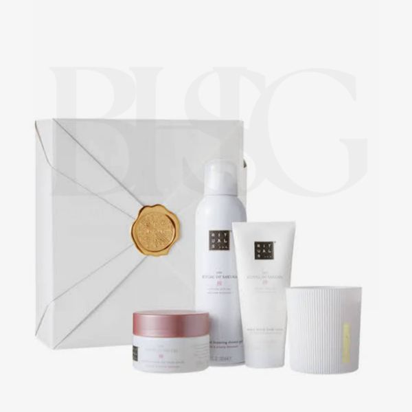 Gift set - bộ quà tặng cao cấp tắm dưỡng thể và Nến thơm The rituals of sakura