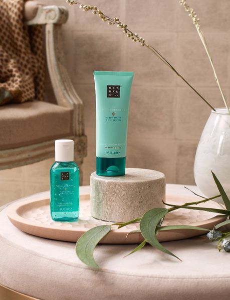 Set gel rửa tay khô và dưỡng ẩm the Rituals Hand hygiene set Karma