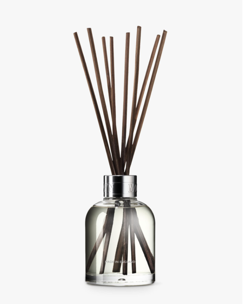 Molton Brown Delicious Rhubarb and Rose Diffuser -Tinh dầu tán hương thơm phòng hương hoa hồng 150ml