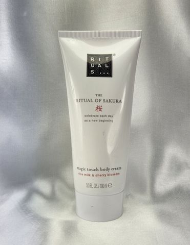 Kem dưỡng body The Rituals of Sakura Body cream 70ml