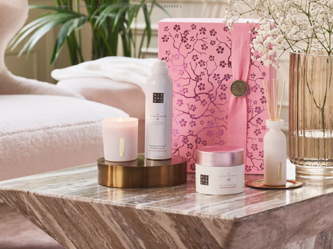 Gift set - The Rituals of Sakura size L 2024