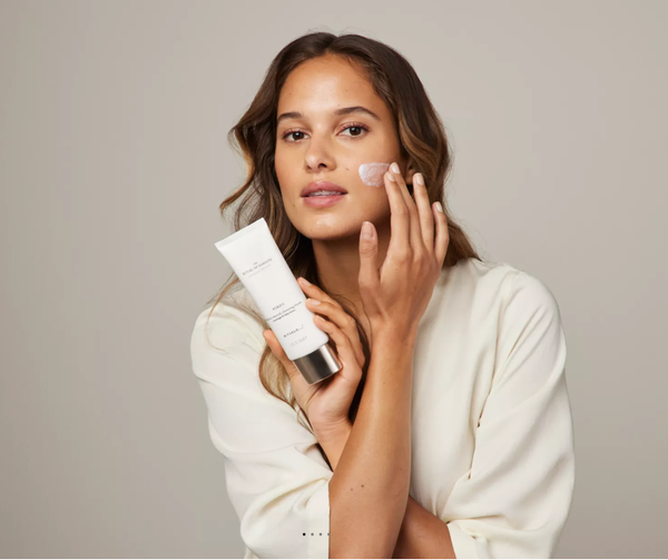 Gel rửa mặt THE RITUAL OF NAMASTE Velvety Smooth Cleansing Foam 125ml