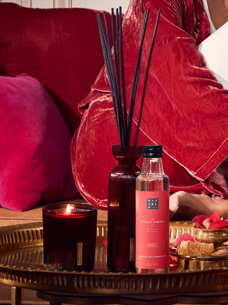 Nến thơm Rituals of Ayurveda Scented Candle dòng classic 290g