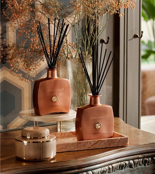 Tinh dầu tán hương SUEDE VANILLA Rituals Private collection Fragrance Sticks