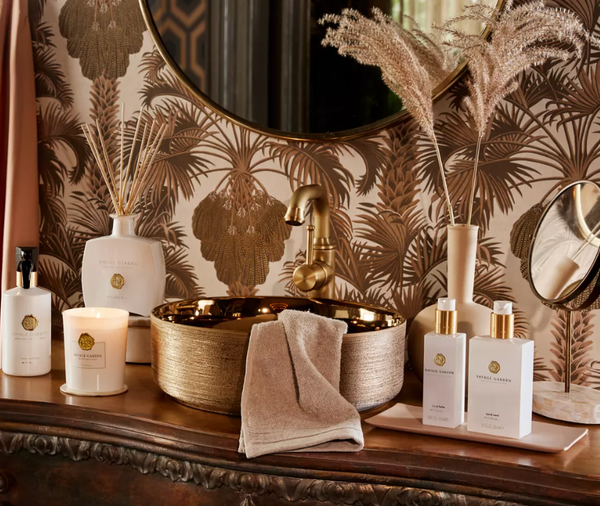 Nước rửa tay The Rituals of Savage Garden hand wash 300ml - private collection