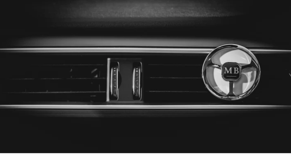 Sáp thơm ô tô Max Benjamin White Pomegranate Complete Car Fragrance