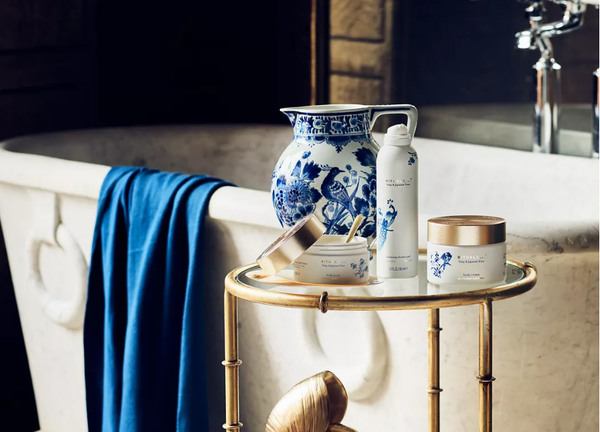 Muối tắm tẩy da chết Rituals Tulip Amsterdam Body Scrub 200g