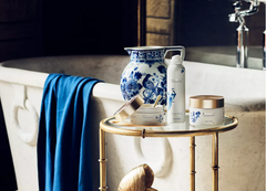 Muối tắm tẩy da chết Rituals Tulip Amsterdam Body Scrub 200g