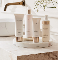 Gel rửa mặt THE RITUAL OF NAMASTE Velvety Smooth Cleansing Foam 125ml