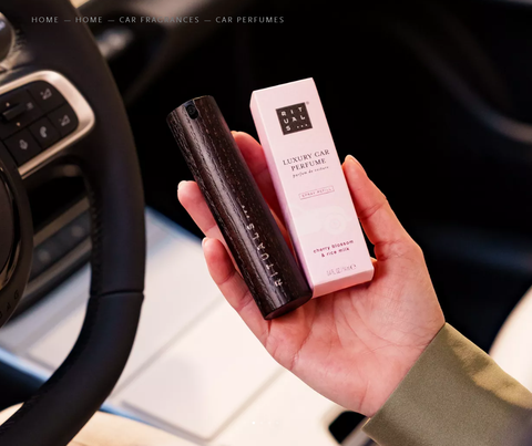 Nước hoa ô tô The Rituals of Sakura Car perfumer 14ml