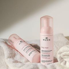 Sữa rửa mặt Nuxe  light cleansing foam very rose 150ml chiếc xuất hoa hồng
