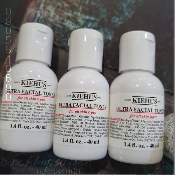 Toner dưỡng ẩm làm sáng da không cồn dịu nhẹ Kiehl Ultra Facial Toner size 40ml