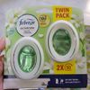Tinh dầu khử mùi Toilet Febreze White Jasmine 7.5ml