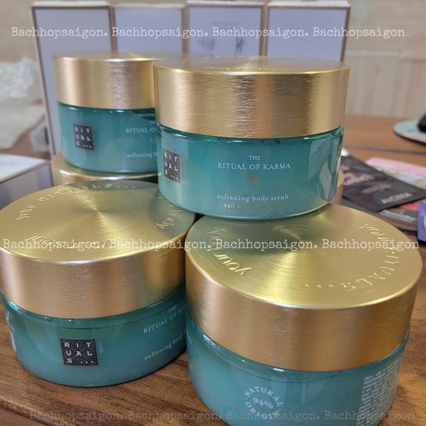 Muối tắm tẩy da chết Rituals Of Karma Body Scrub 300g