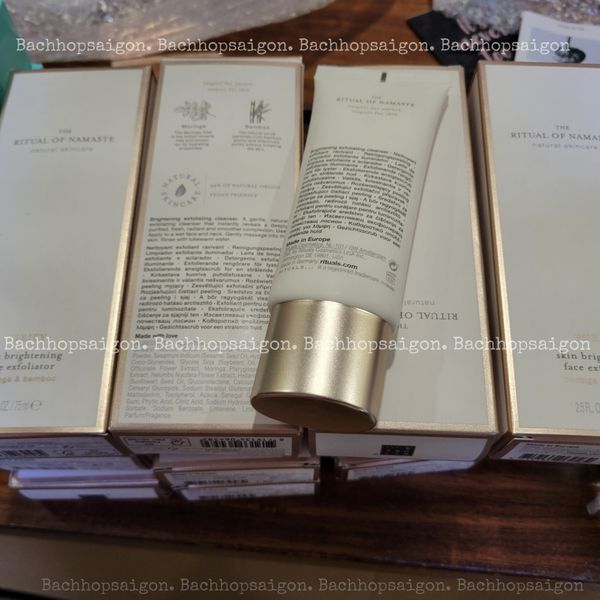 Tẩy tế bào chết  Mặt  Ritual of Namasté Skin Brightening Face Exfoliator 75ml