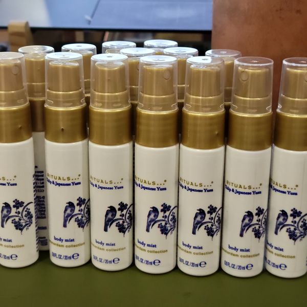 Xịt thơm tóc & cơ thể The Rituals hair and body mist Tulip Amsterdam 50ml