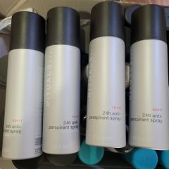 Xịt chống mồ hôi The Rituals sport  Anti-perspirant Spray 24h