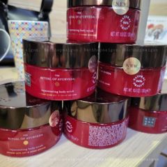 Muối tắm tẩy da chết Rituals Of Ayurveda Body Scrub 300g