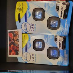 Tinh dầu Thơm xe Febreze Car Linen & Sky 2x2ml