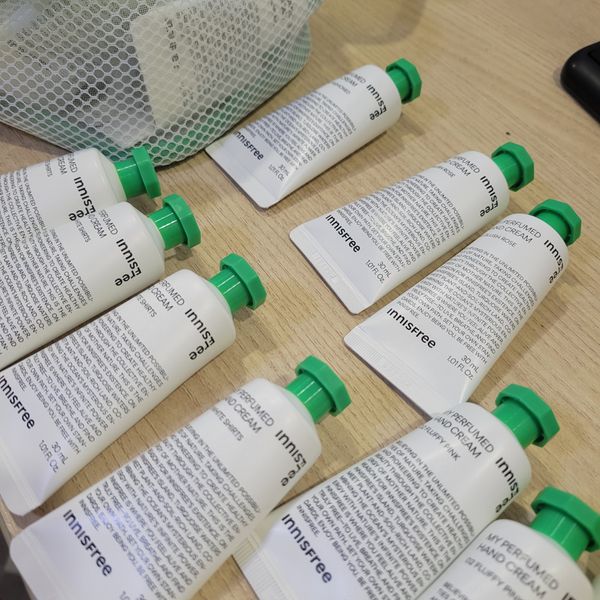 Kem dưỡng da tay hương nước hoa Hàn quốc Jeju Life Perfumed Hand Cream innisfree 30ml