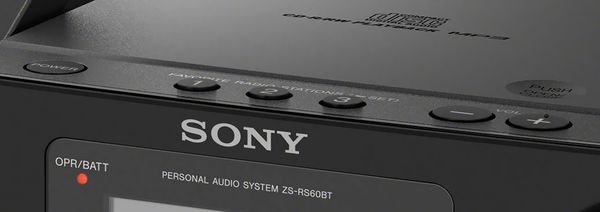Máy Cassette CD Sony ZS-RS60BT