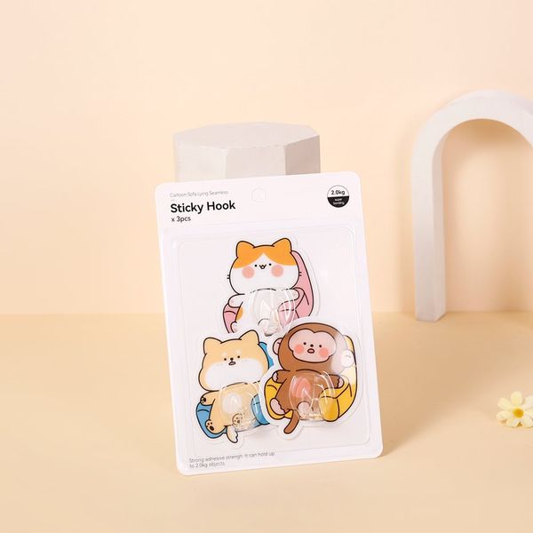 Móc treo không viền nhân vật hoạt hình ngồi sofa - 3 cái
