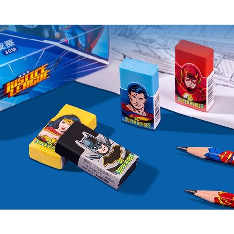 Gôm tẩy Deli in ấn hình anh hùng siêu nhân  XP104