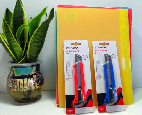 Dao rọc giấy cỡ lớn kèm 2 lưỡi phụ STACOM/E103